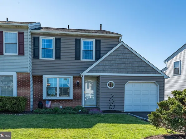 144 Hunt Dr, Horsham, PA 19044
