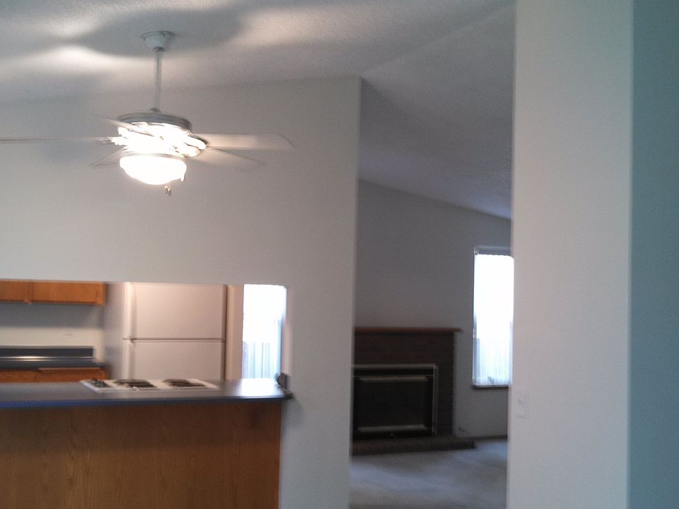 2nd image of 25813 117th Pl SE