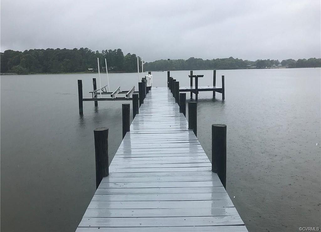 136 West Dr, Kilmarnock, VA 22482 Zillow