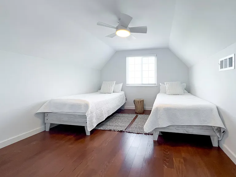 124 S Rainbow Ranch Rd — Photo 38