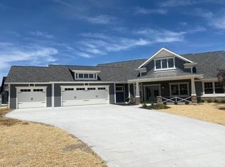 2172 Seward Lake Pass, Fort Wayne, IN 46814