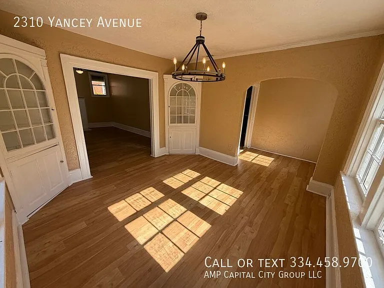 2310 Yancey Ave — Photo 4