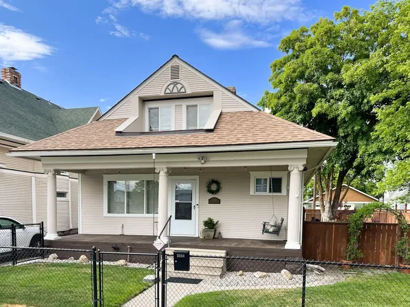 2224 W Mallon Ave, Spokane, WA 99201