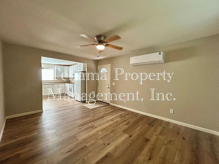 220 D St #B — Photo 4