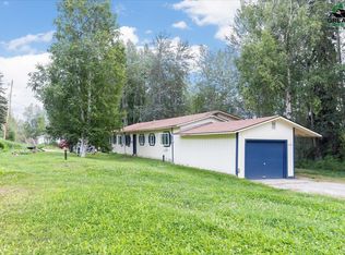 1352 Farmers Loop Rd, Fairbanks, AK 99709