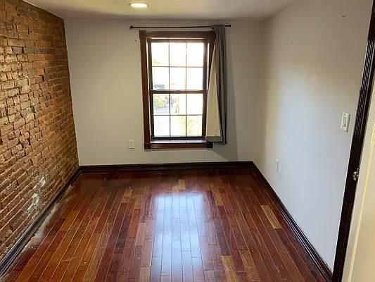 Rented by Compass | media 8