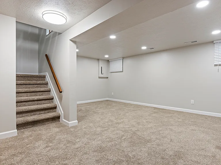 family/entertainment room