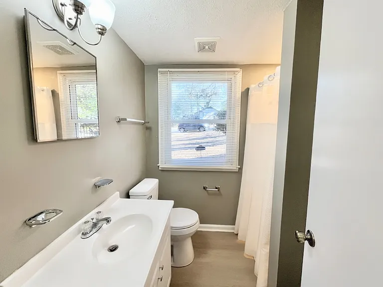 452 Cloverhill Pl — Photo 21