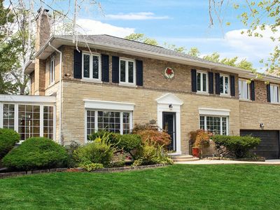 6916 N Kilpatrick Ave, Lincolnwood, IL, 60712