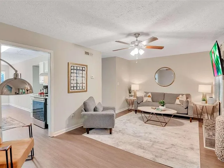 4543 Coopers Creek Pl SE — Photo 1