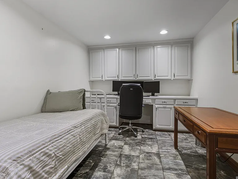 6414 Highland Rd — Photo 26