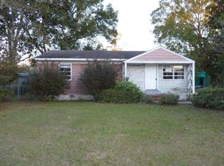 641 S Macon St, Jesup, GA 31545