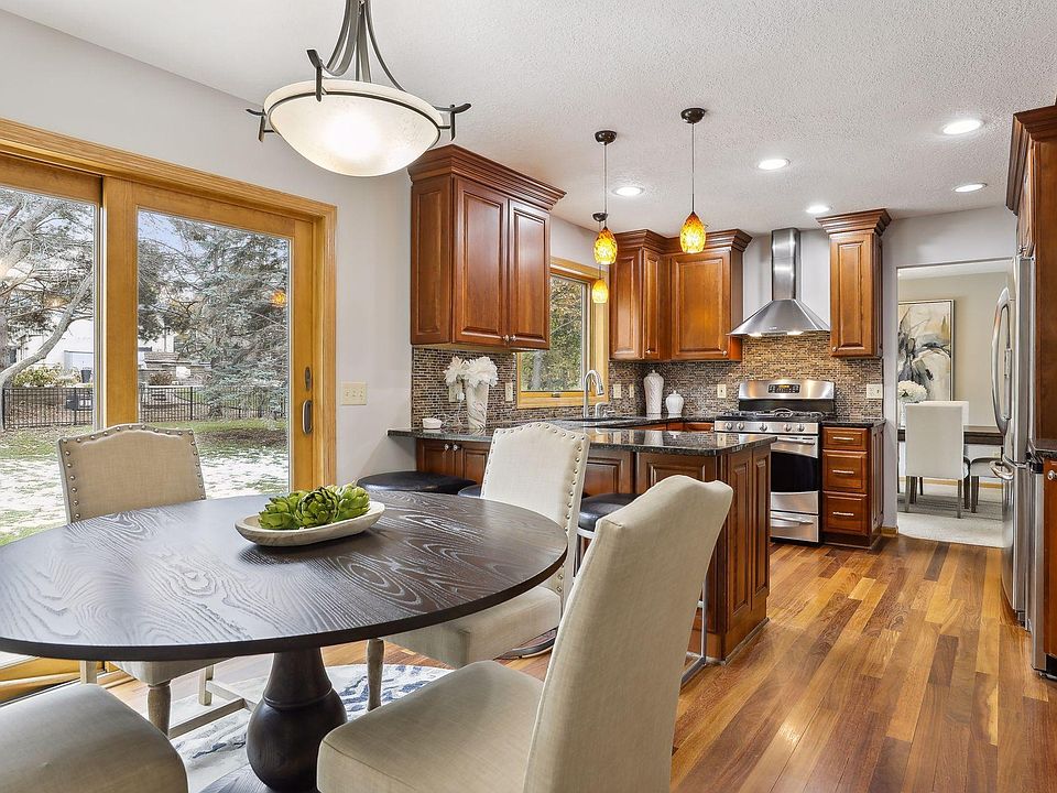 1st image of 3743 Mount Vernon Ln