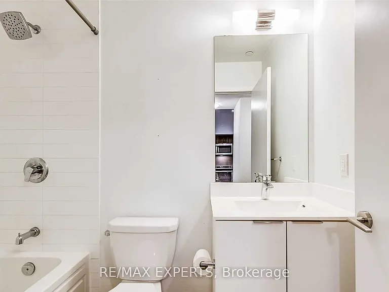 20 Shore Breeze Dr #450 — Photo 28
