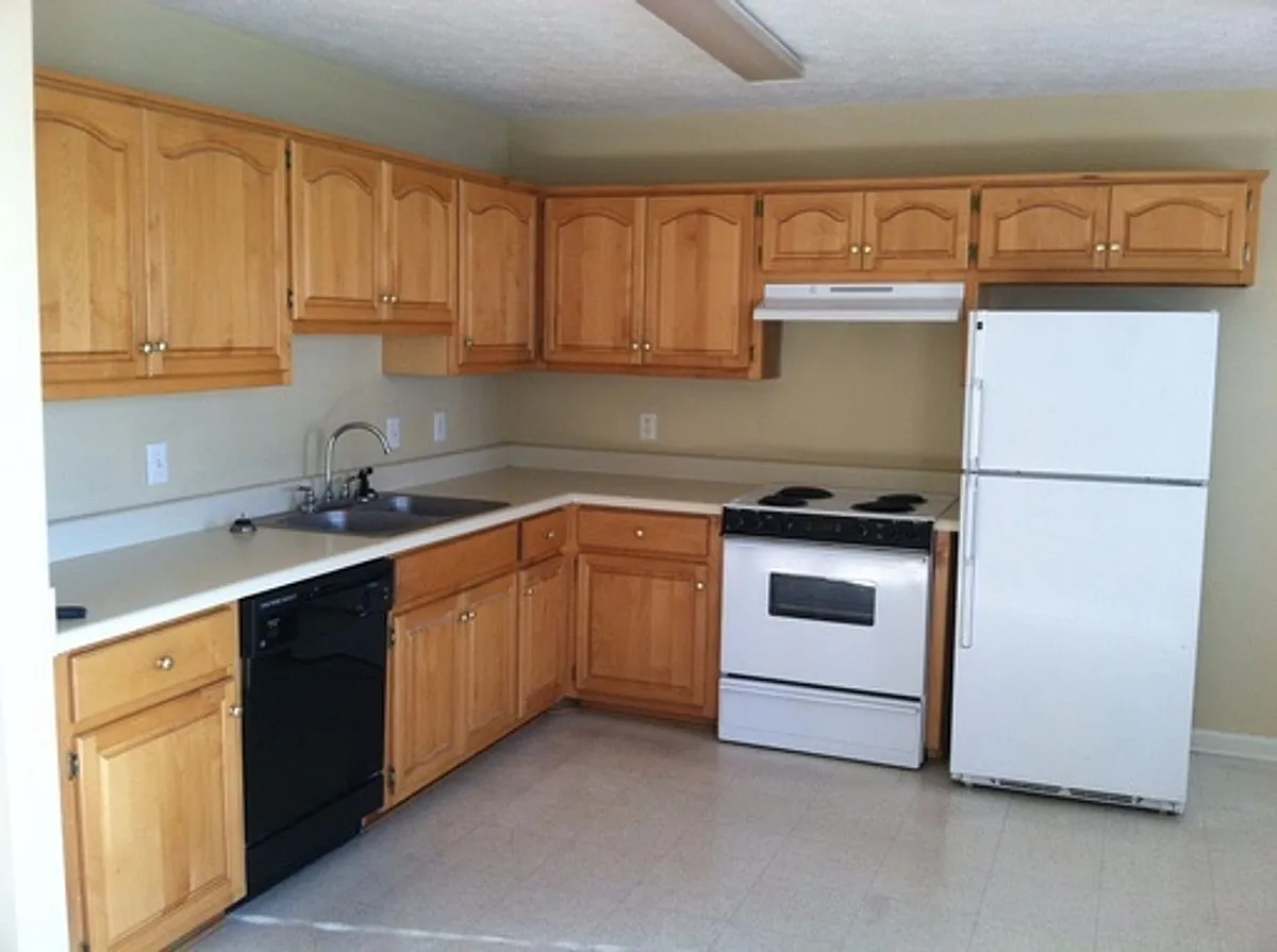 Building Photo - 1288 Samantha Ct