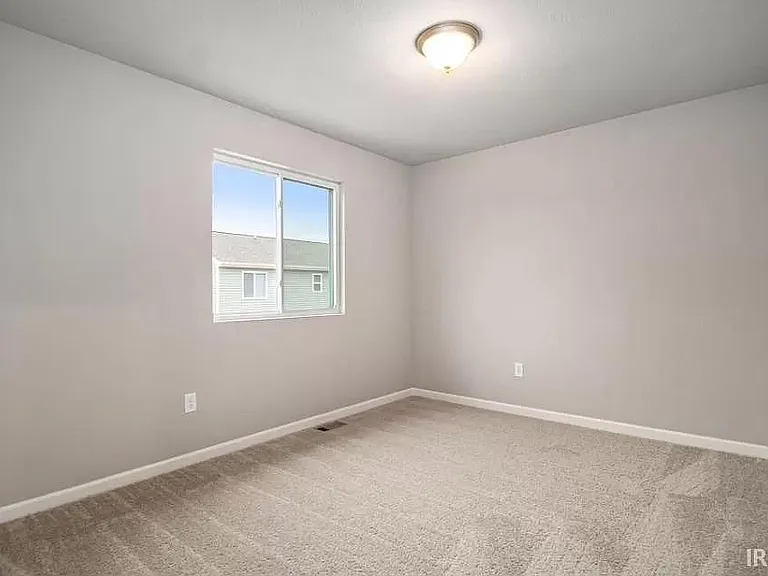 1911 Twisting Pine Ct — Photo 12