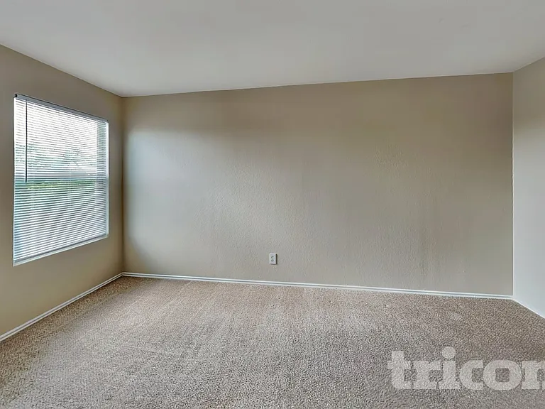 7422 Branching Peak — Photo 7