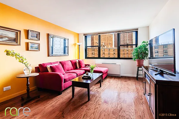 Sold by Rich Associates Real Estate LLC | media 4