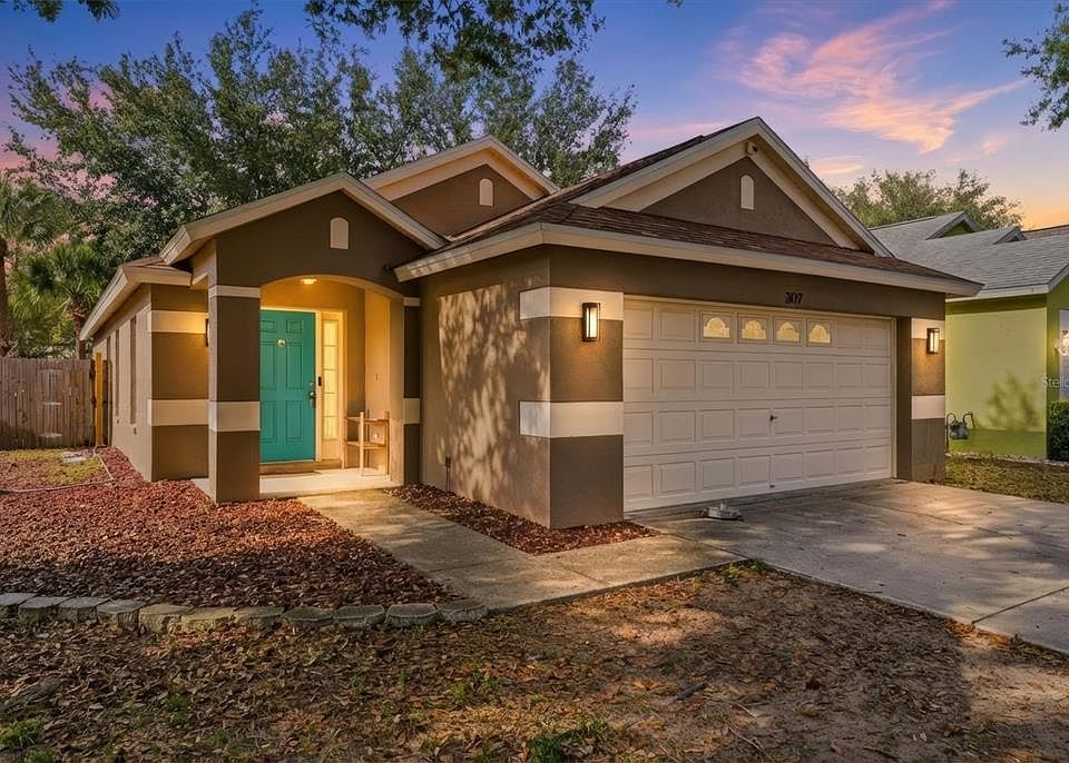 1st image of 302 Summer Sails Dr