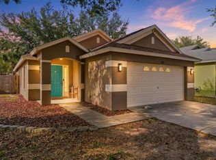 302 Summer Sails Dr, Valrico, FL 33594