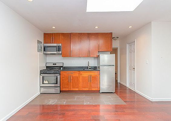 2nd image of 603 Washington Ave #5J