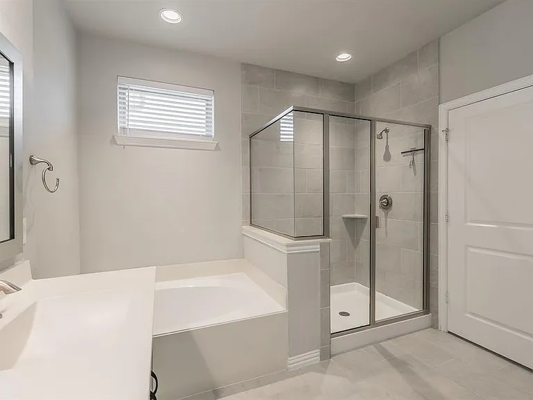 17736 Coralberry Dr — Photo 29