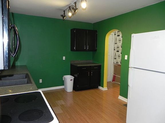 5th image of 12401 E 51st St S