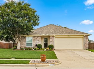 4709 Bluebird Ln, Mansfield, TX 76063