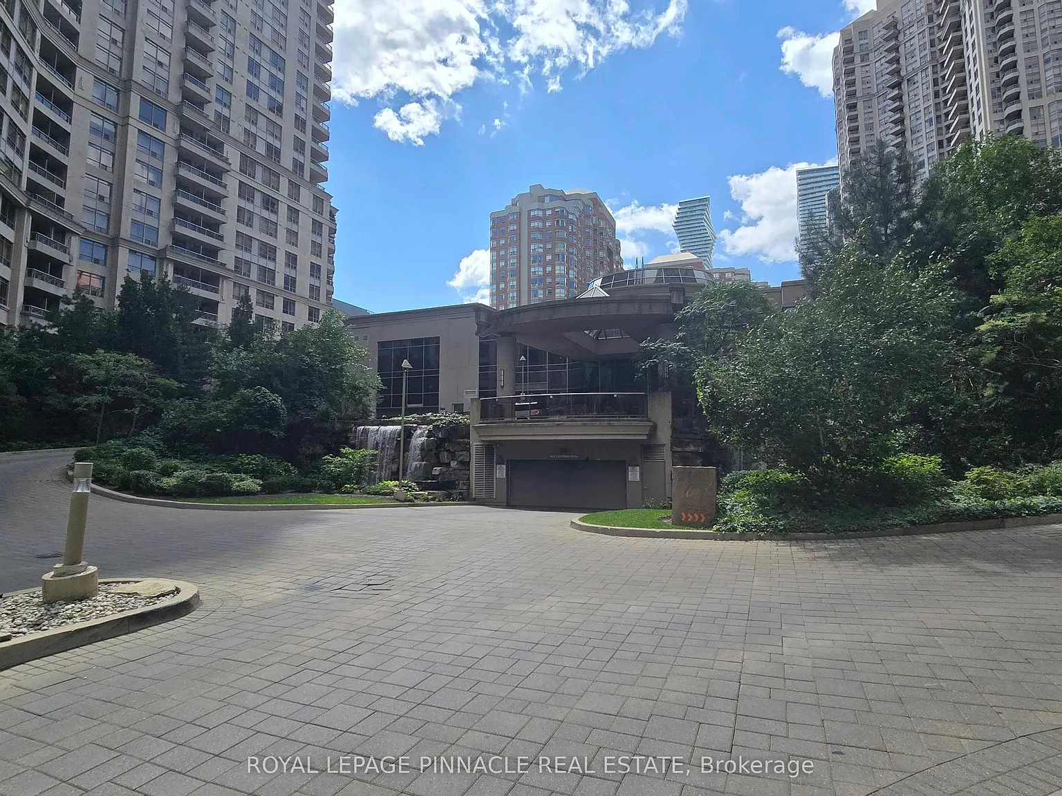 3 bed, $3,300 — Photo 3