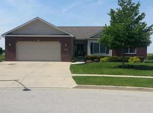 2074 Denton Ln, Normal, IL 61761