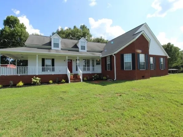 864 Forsyth Yatesville Rd, Yatesville, GA 31097