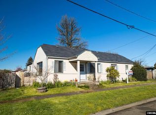 120 N 18th St, Philomath, OR 97370