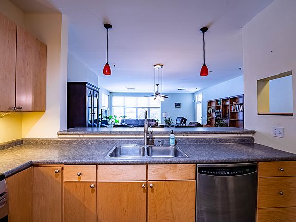 3rd image of 410 Farrell St APT 116
