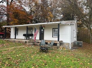 255 Tompkinsville Hwy, Moss, TN 38575