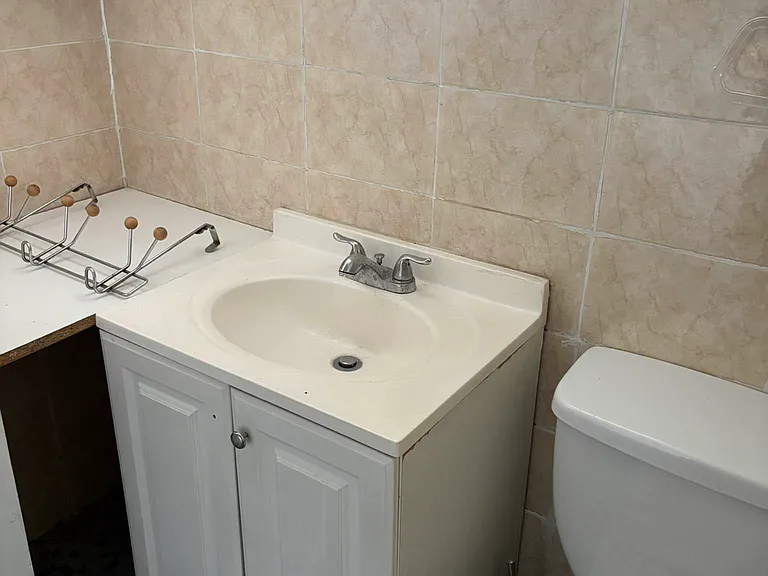 20-62 23rd St #1B — Photo 6