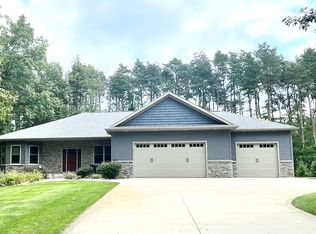 1999 Toscana St, Kalamazoo, MI 49009