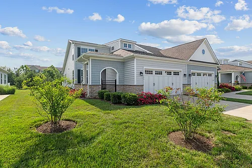 906 Moorings Cir #9 Photo 1