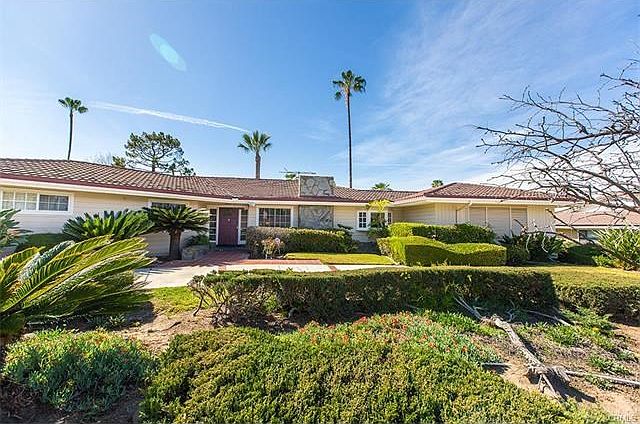 1st image of 1019 S Montezuma Way