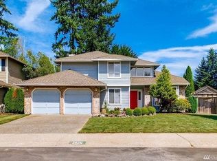 24210 SE 37th Pl, Issaquah, WA 98029