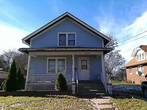 4th image of 1225 Rose Ave