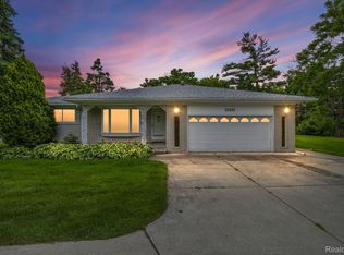 26445 Joy Rd, Dearborn Heights, MI 48127