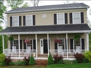 115 White Cedar Dr, Scott Depot, WV 25560