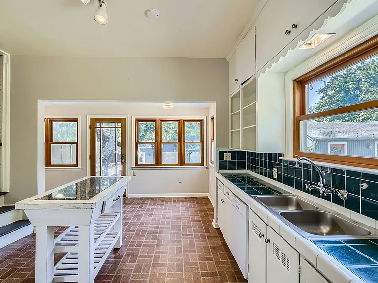 3855 S Brandon St — Photo 13