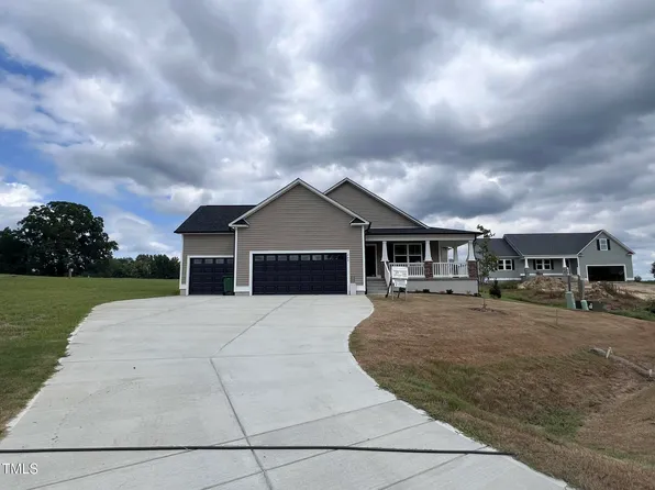 209 Mahogany Way, Four Oaks, NC 27524