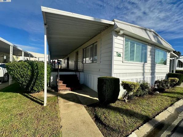 2294 Dalis Dr #204, Concord, CA 94520