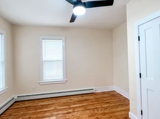 27-29 Pine St, Burlington, VT 05401