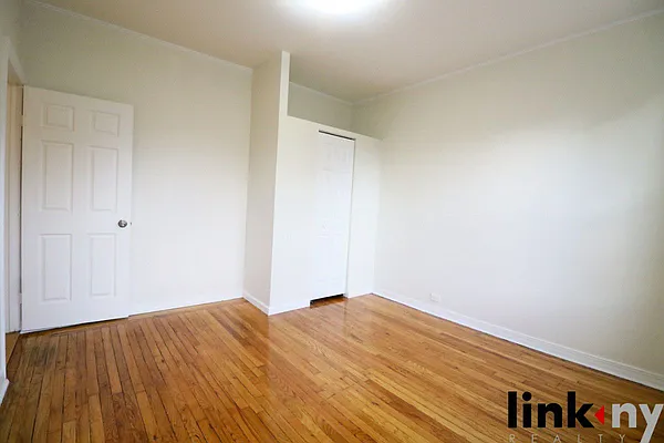 Rented by Link NY Realty | media 19