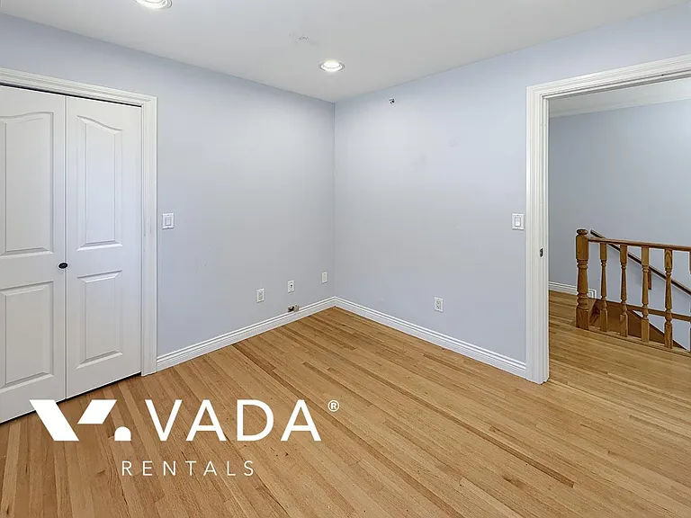 8490 Hudson St — Photo 14