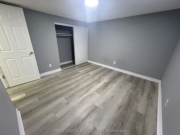 5th image of 1118 Warden Ave Basement 2