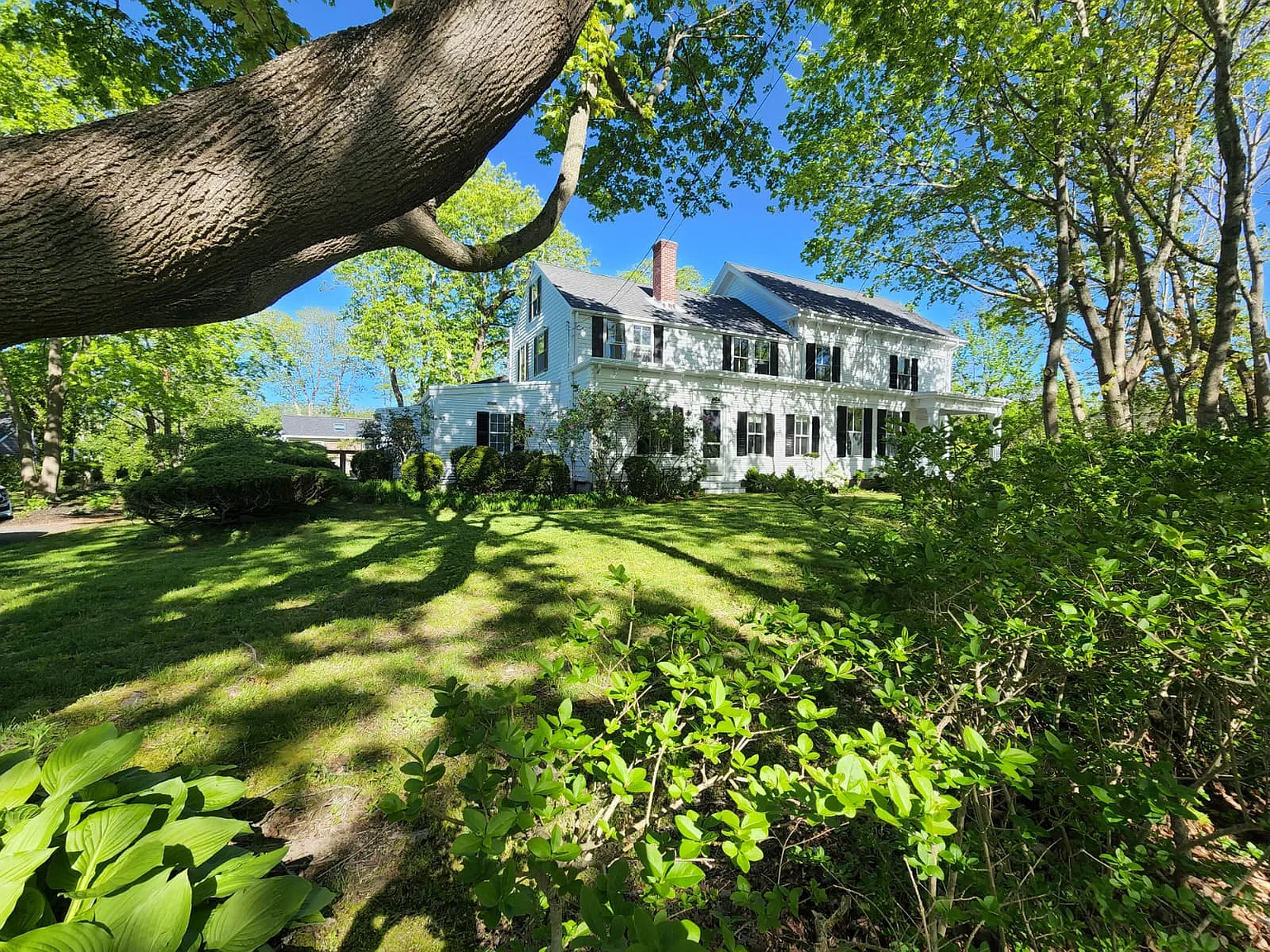 8 bed, 3448 sqft, $15,000 — Photo 1